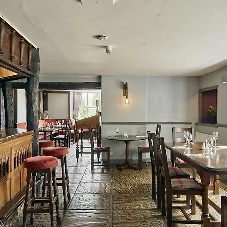 Tennant Arms Hotel