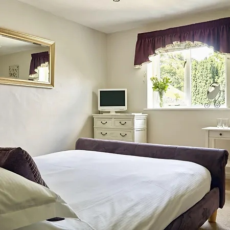 Tennant Arms Hotel 3*