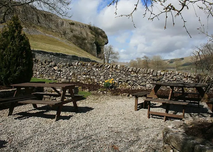 Hotel Tennant Arms 3*