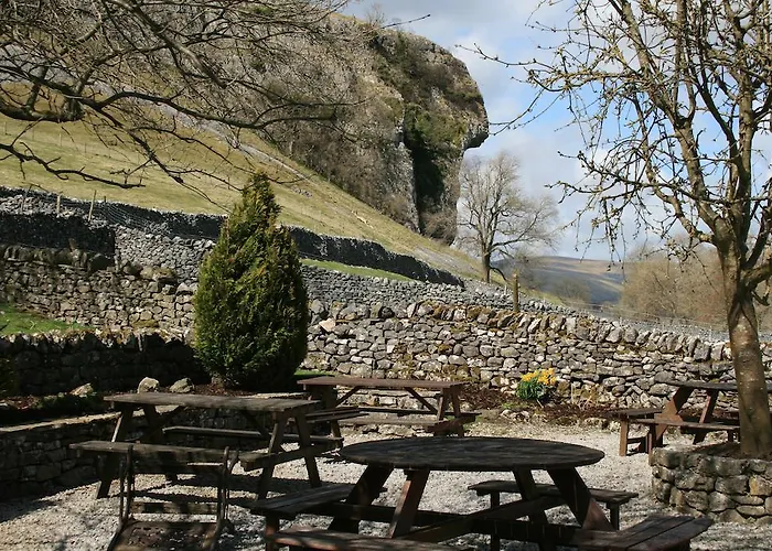 Tennant Arms Hotel Kilnsey