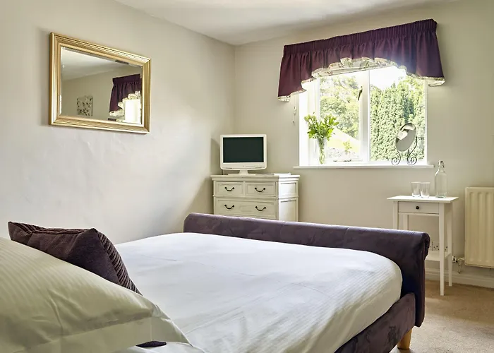 Tennant Arms Hotel 3*