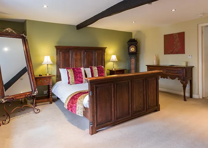 Tennant Arms 3* Kilnsey