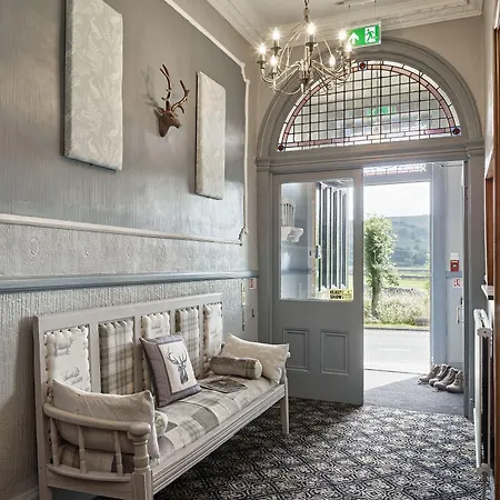 Tennant Arms Otel 3*