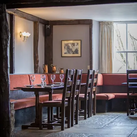 Tennant Arms 3* Kilnsey