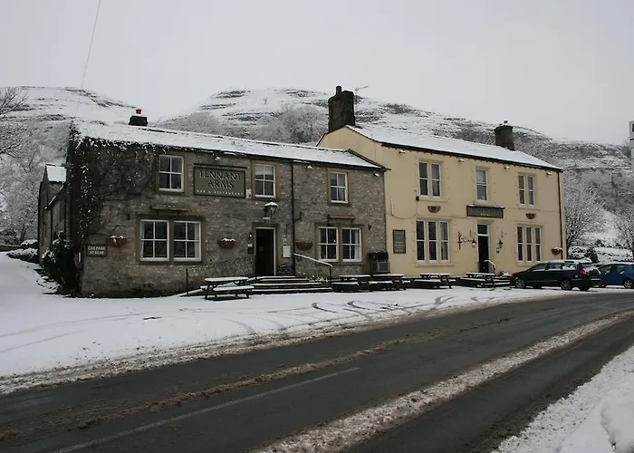Tennant Arms Hotel