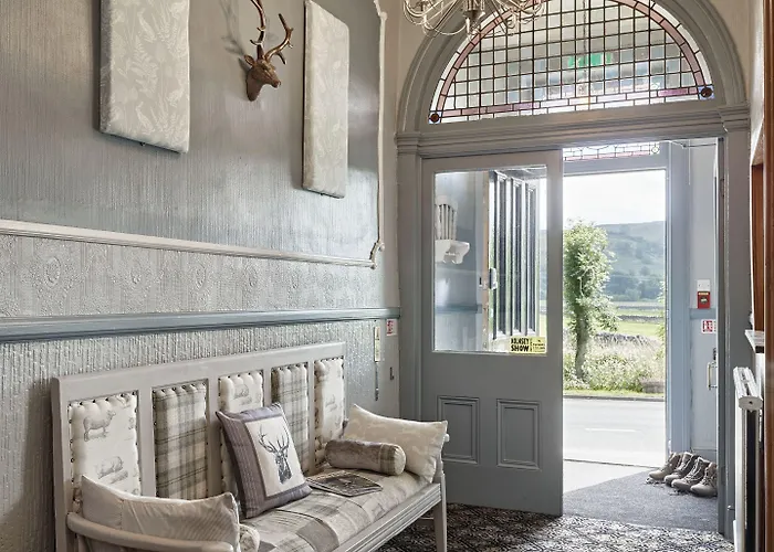 Tennant Arms Hotel 3*