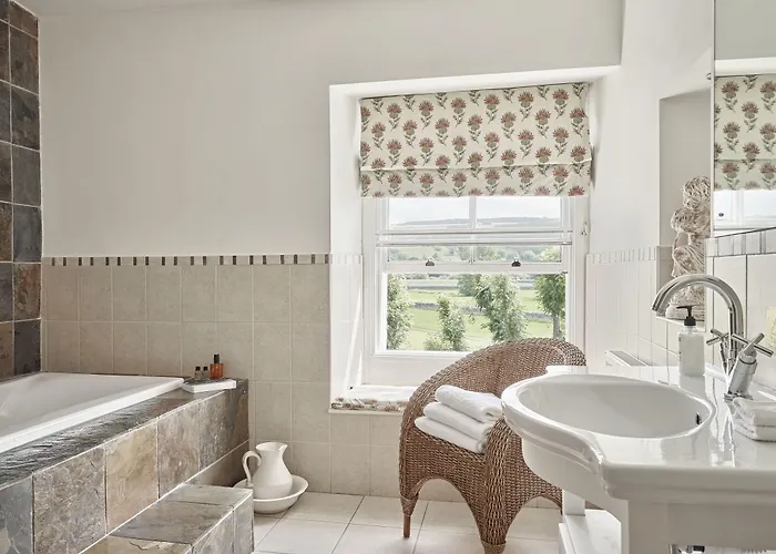 Hotel Tennant Arms 3*